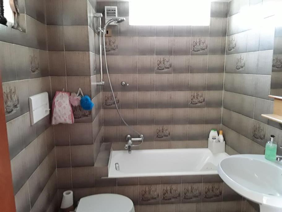 Le Jasmin Da Marina Apartment Сен Венсан Екстериор снимка